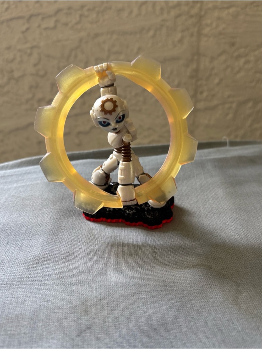 Activision Gearshift Skylanders Trap Team Character Figure Collectible - Picture 2 of 4